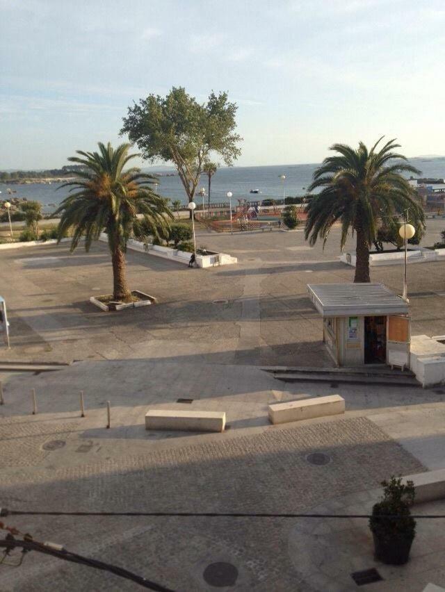 Piso Centrico Y Amplio En Praza Do Regueiro, A Illa De Arousa Екстер'єр фото